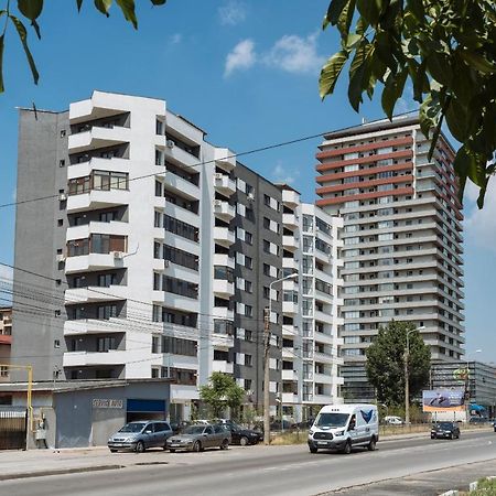 Tres Chic Double Sized Apartment Bukarest Exteriör bild