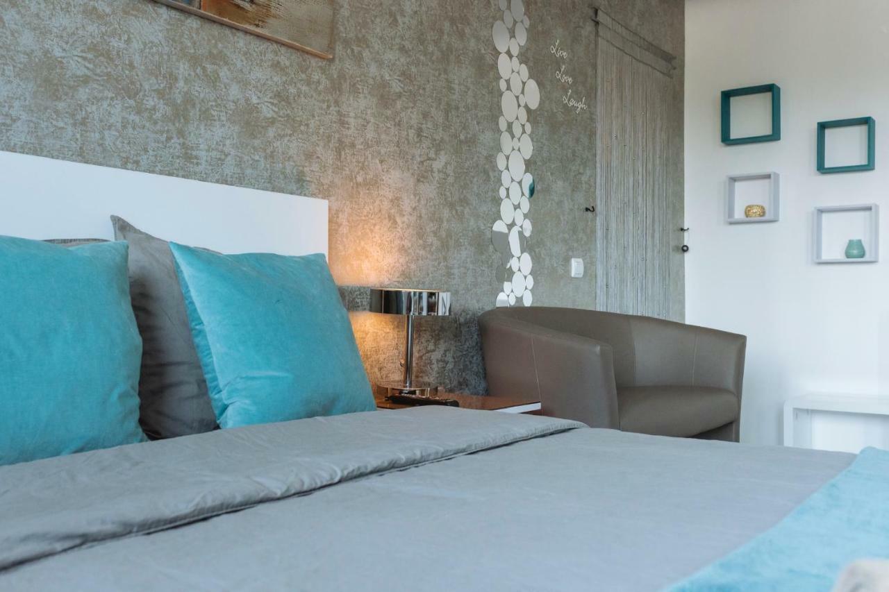 Tres Chic Double Sized Apartment Bukarest Exteriör bild