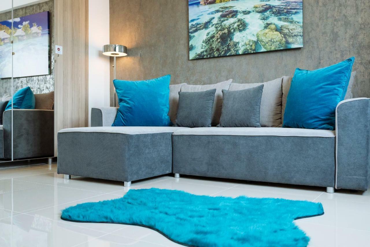 Tres Chic Double Sized Apartment Bukarest Exteriör bild